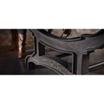 Brunswick Billiards Black Wolf 8 Foot Pool Table - Image 5