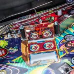 Stern Foo Fighters Premium Pinball Machine - Image 8